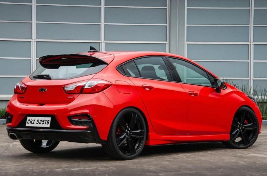  Chevrolet Cruze SS 2018 года  (фото 2 из 4)